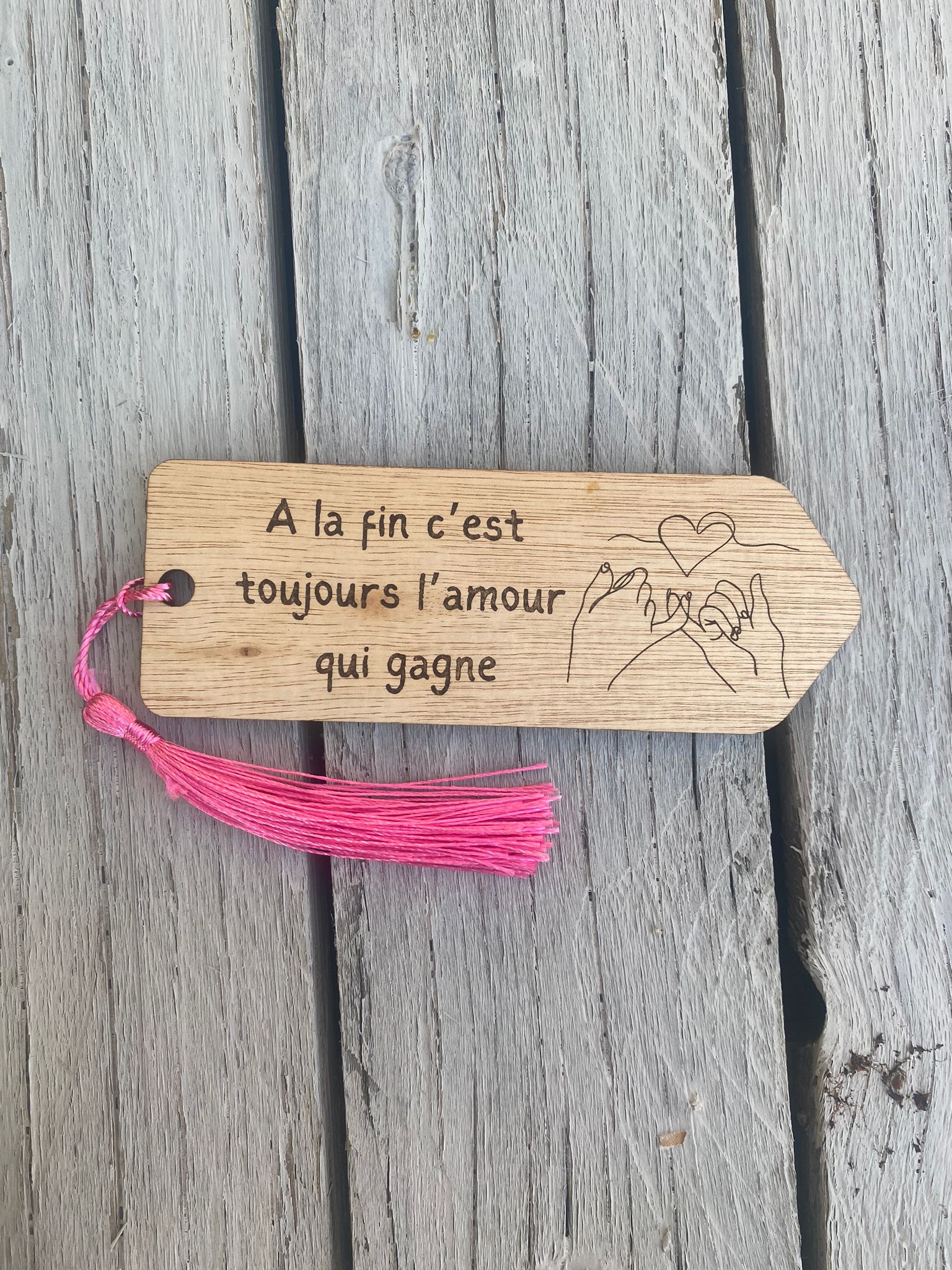 Marque-page en bois personnalisé avec gravure